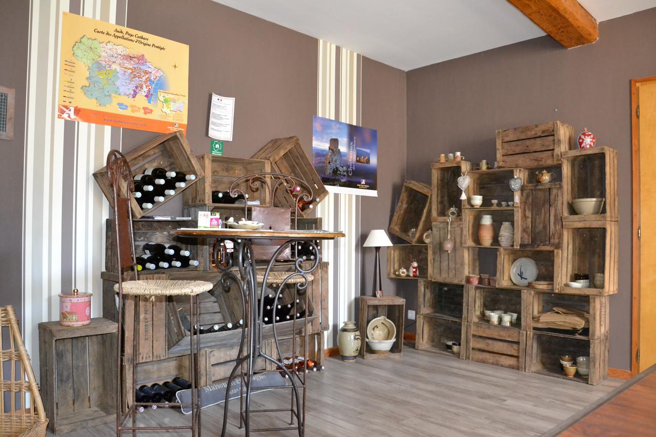 Hôtel Camping La Mare aux Fées à Roquefeuil Extérieur photo
